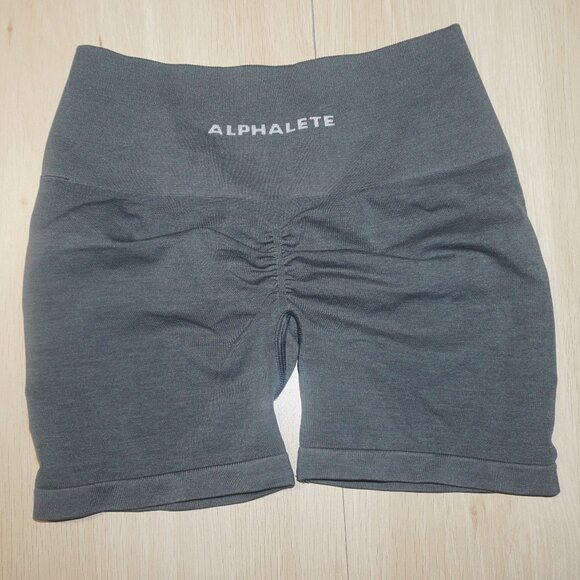 Alphalete shorts - Picture 2 of 4